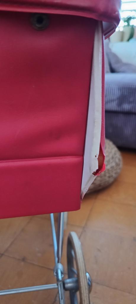 Retro kočárek pro panenky,