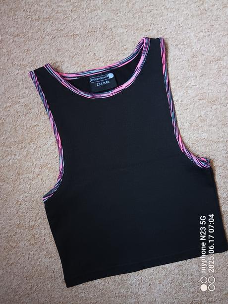 Crop-top zn."ergeenomixx" vel."134-140", 134