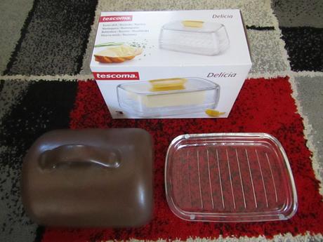 Máselnička-náhradní díly-1xhorní víko,1xspodní díl, 