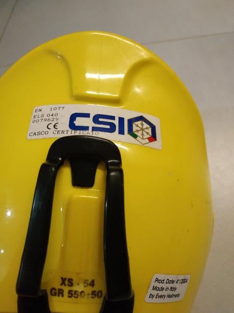 Lyžařská helma vel.54, s