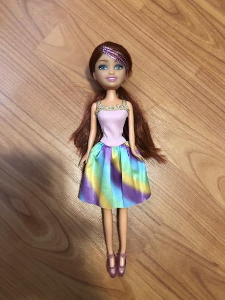 3x panenky typu barbie,