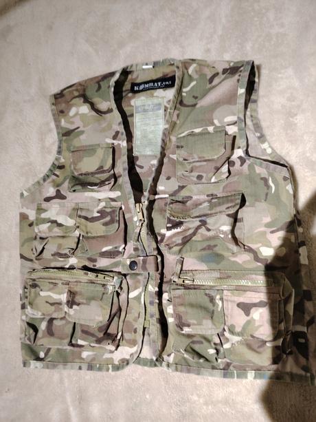 Maskáčová vesta, 128