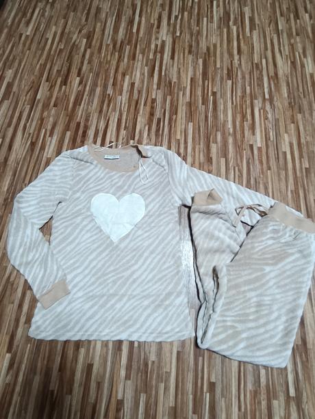 Chlupaté pyžamo, s