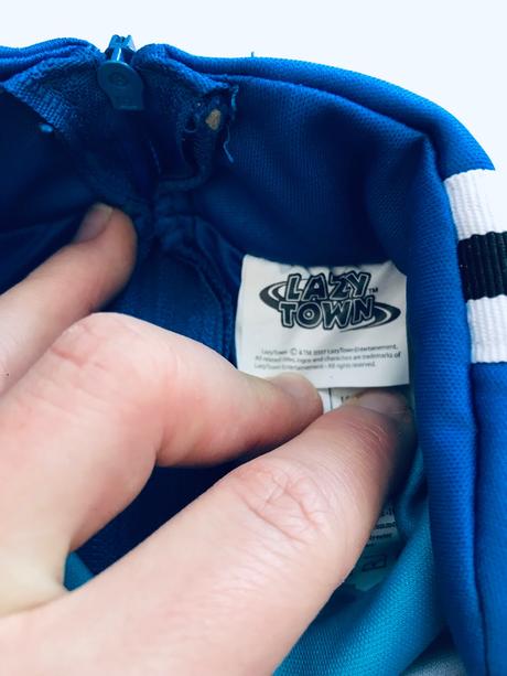 Vel.3/5 let -.st4/ kostym lazy town, 