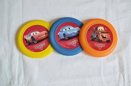 Létající talíř auta,