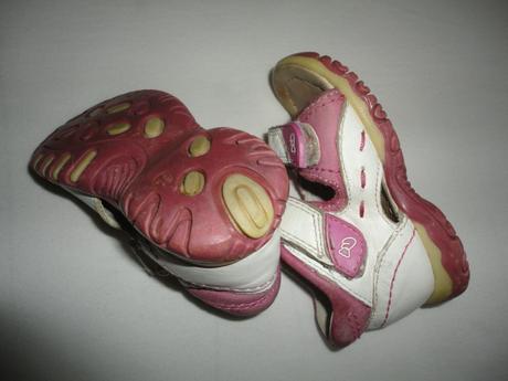 Hezké dívčí sandálky vel. 19, 19