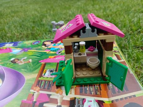 Lego friends 41038 základna záchranářů v džungli,