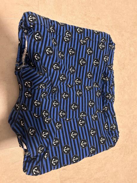 Boxerky na spani pri nocnim pomocovani, 134