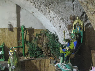 Image title Image title