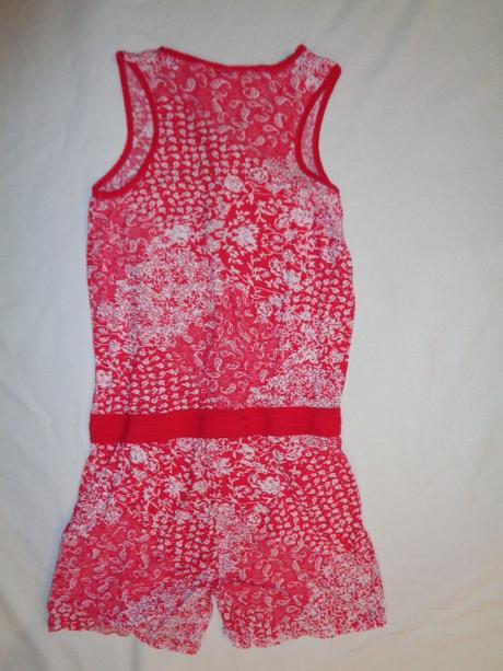 Luxusní růžovočervený květovaný letní overal, 122