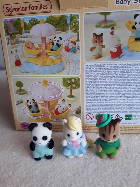 Sylvanian families carousel - kolotoč - 3 figurky, 