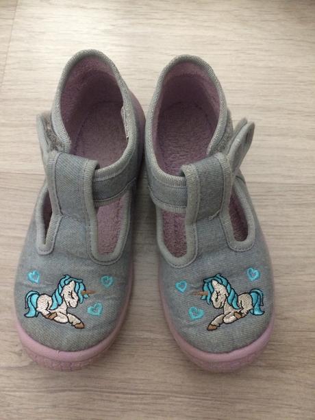 Kotníčkové bačkorky fischer s jednorožcem, 26