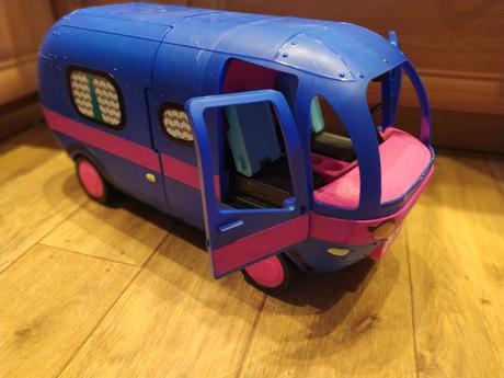 Karavan pro panenky lol surprise omg, 