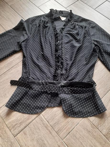Lehká černá peplum halenka s bílým puntíkem vel. s, s