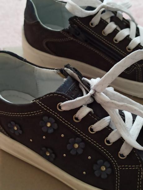 Nové kožené tenisky lasocki vel. 33, lasocki,33