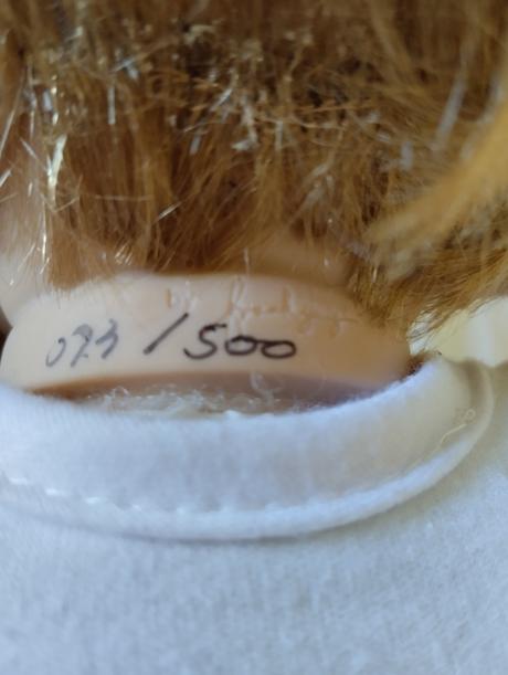 Vinylová značená holčička,