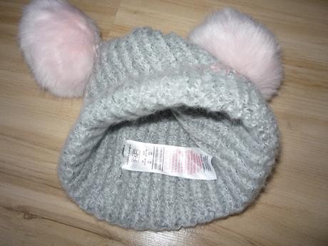 Nová teplá čepice s bambulemi, f&f,62