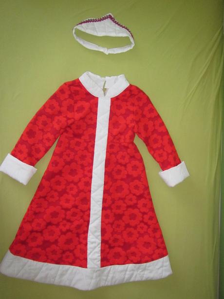 Kostým nastěnky, šaty ruska, 