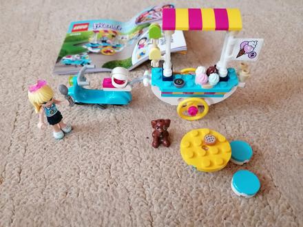 Lego friends 41389 pojízdný zmrzlinový stánek, 