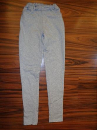 Šedé elastické legínové kalhoty - puntíkaté, 152