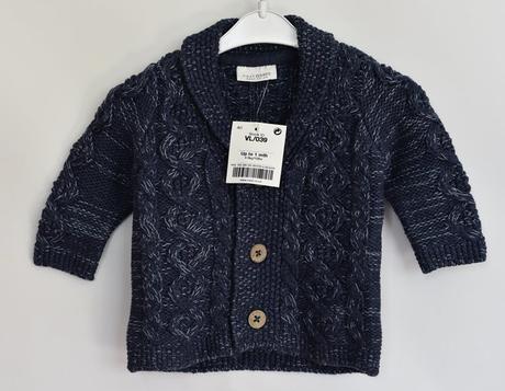 Svetr vel. 0 - 1m, next,50