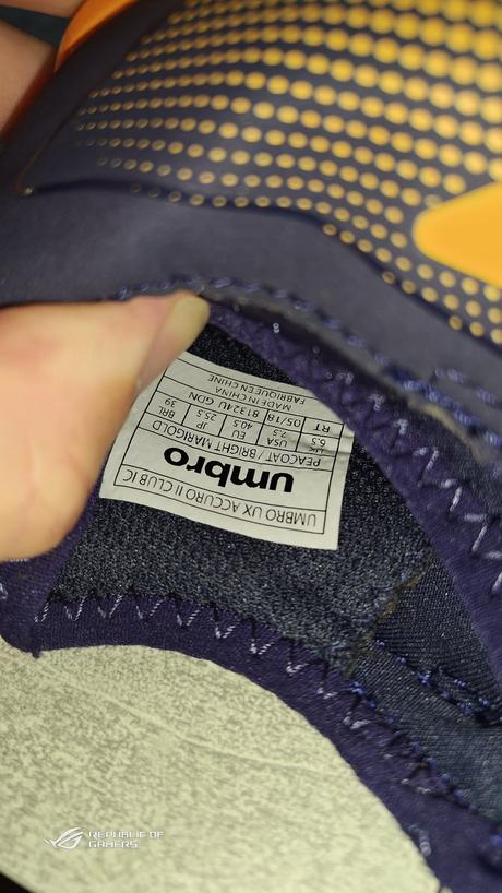 Boty, sálovky, umbro,40