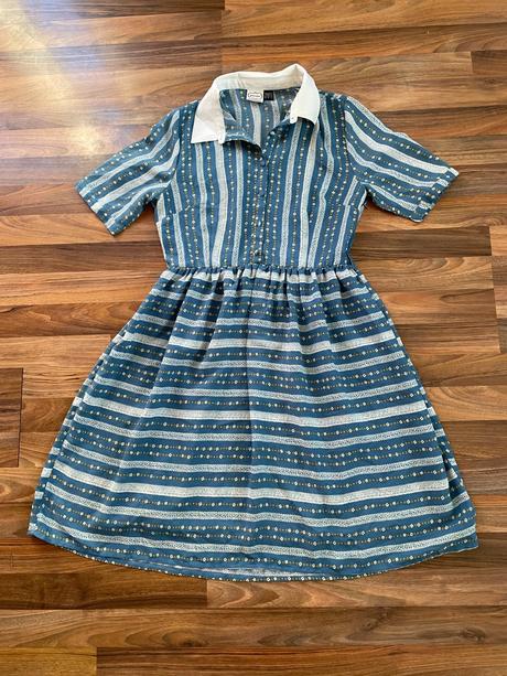 Vzorek šaty s límečkem, vel 40/l, spíše do m, joan, m