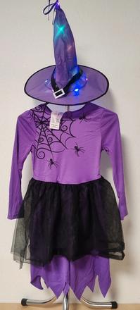 Čarodějnice svítící klobouk, 