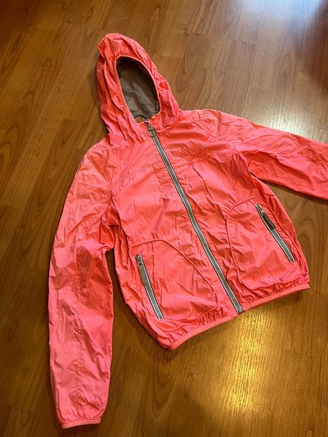 Bunda lehká vel. 134/140, staccato,134