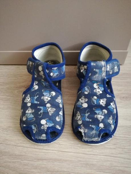 Chlapecké látkové bačkůrky na suchý zip, vel. 25,5, 25