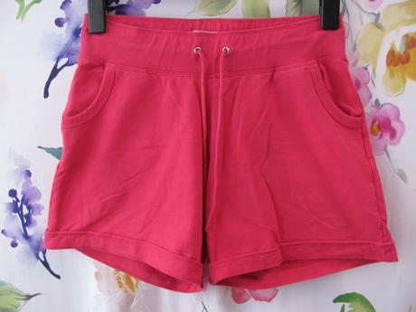 Bavlněné malinovo červené šortky,teplákovina, tcm,38