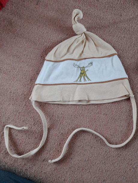 Čepička se sobem na uzel, 68