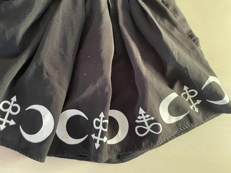 Ghotic/witch krátká sukně, vel s i méně, vada naže, s