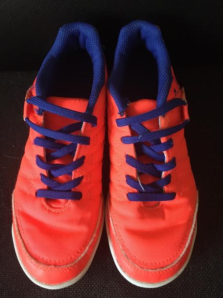 Sálové kopačky, 32