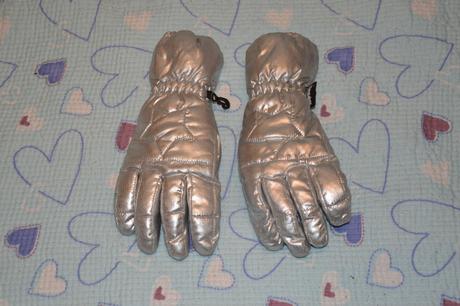 128 134 146 152 158 rukavice reserved v. m, reserved,128