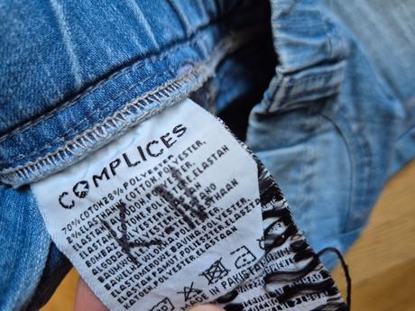 Riflové šortky, 122