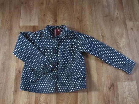 Kabát s puntíky, cherokee,140