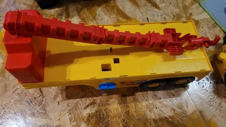 Nákladní auto s kontejnery,