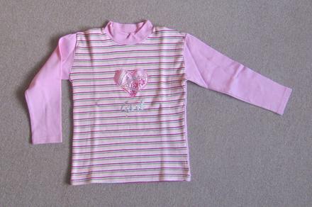 Růžové triko, 140