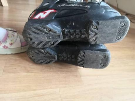 Lyžáky, nordica,32