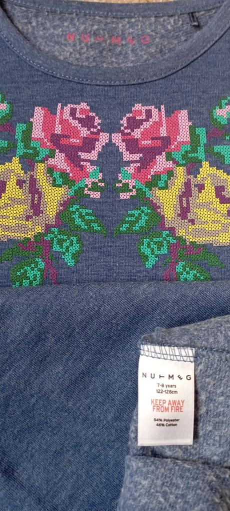 Mikina zn."nutmeg" vel."122-128", nutmeg,128