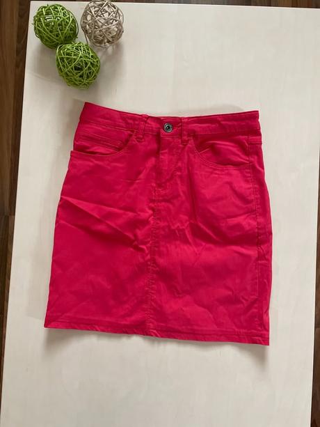 Růžová sukně nová, vel s, roxy, roxy,s