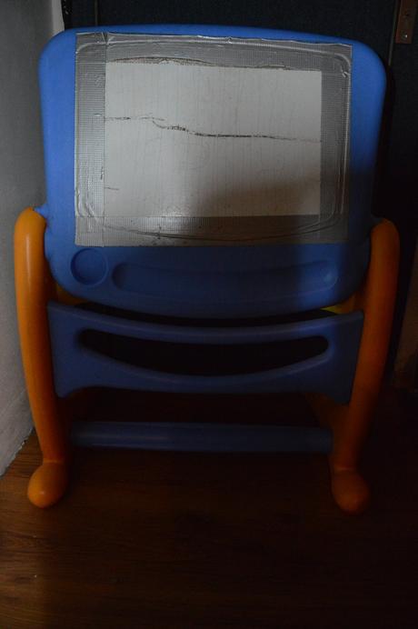 Plastový stoleček pro nejmenší , sklápěcí, 