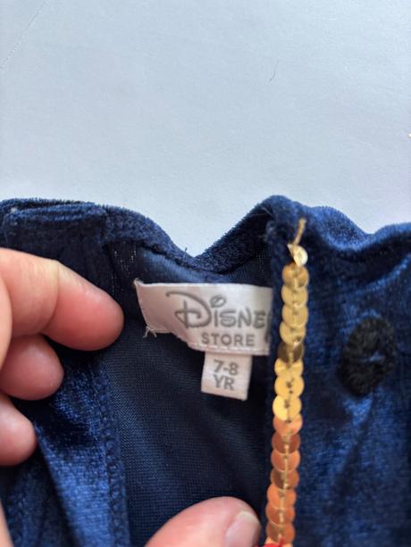 An2/ kostým sněhurka princezna- v.7/8 let, 