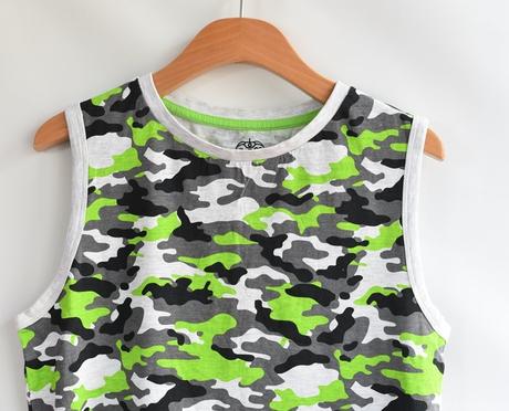 Tílko vel. 12 - 13 let, f&f,158