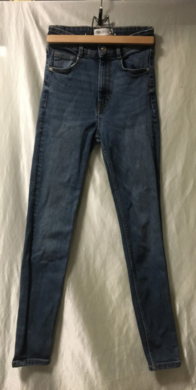 Vel. 32 modré skinny rifle, 32