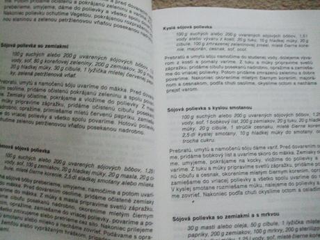 Jedlá zo sóje, sójových granúl, z iných strukovín , 