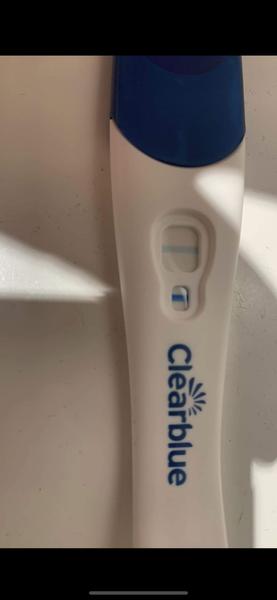 Těhotenské testy: Jak interpretovat slabé čárky?