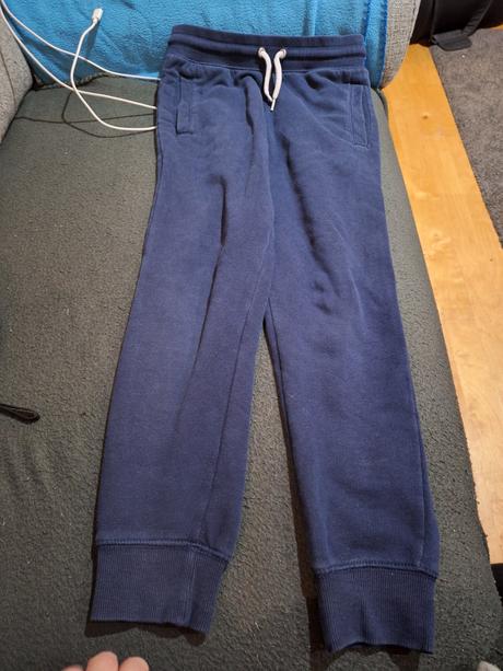 Dětské tepláky vel 140, 140