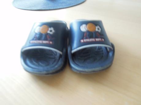 Dětské pantofle, 26